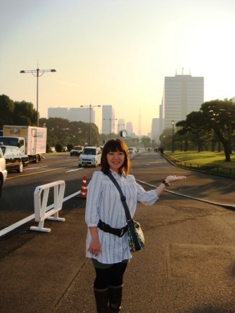 遠處就是東京鐵塔了