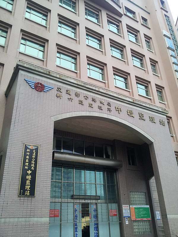 中壢監理站新式機車路考心得及準備方式 路考大魔王及破解秘笈 Sasa S生活食驗室 痞客邦