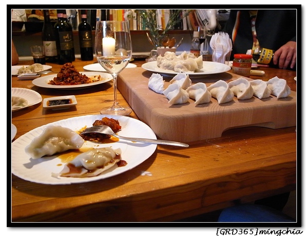 2009_0913_DumplingParty.jpg