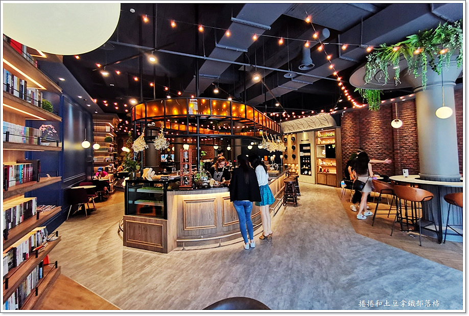 高雄 南歌咖啡館nango Cafe 高雄軟體園區網美餐廳 捲捲和土豆拿鐵 痞客邦