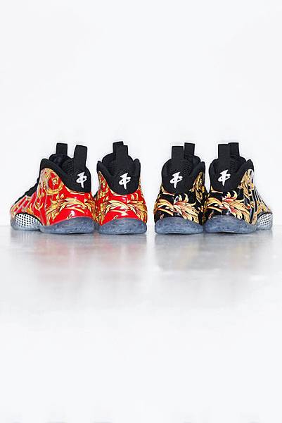 supreme-x-nike-air-foamposite-1-5