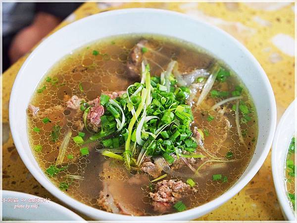 越南胡志明市美食_ Pho Le錦麗牛肉河粉