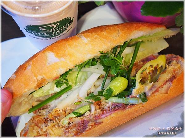 胡志明第一郡美食.越式法國麵包Banh Mi Huynh Hoa