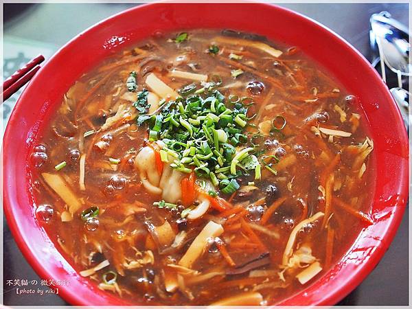 台東金崙旅遊美食_鼎倫牛肉麵