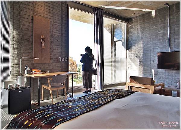 屏東墾丁旅遊_Wandering Walls灣臥清水模海景民宿