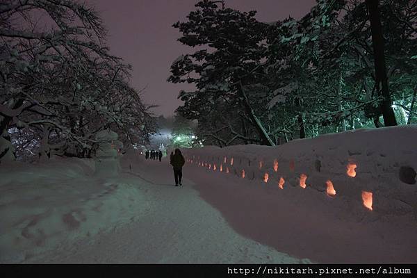 弘前雪燈籠-燈籠牆.jpg