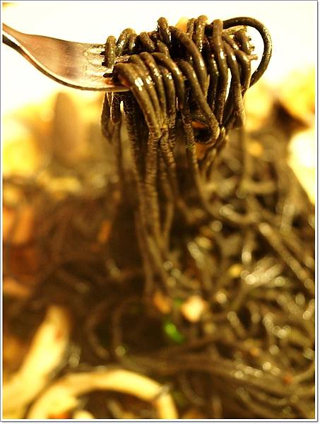 【食】【台中】NINI尼尼義大利餐廳旗艦店台中公益店 ~ 在咖啡廳裡吃PASTA 【食】【台中】NINI尼尼義大利餐廳旗艦店台中公益店 ~ 在咖啡廳裡吃PASTA