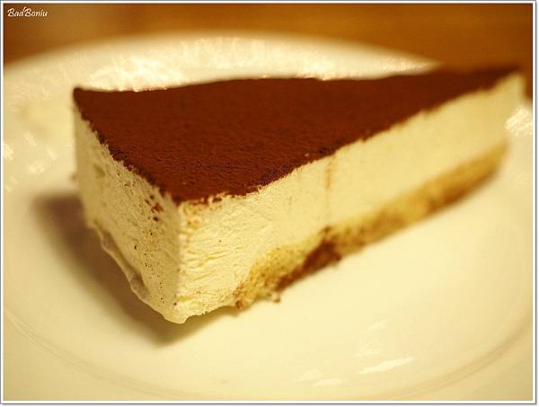 【食】【台中】NINI尼尼義大利餐廳旗艦店台中公益店 ~ 在咖啡廳裡吃PASTA 【食】【台中】NINI尼尼義大利餐廳旗艦店台中公益店 ~ 在咖啡廳裡吃PASTA