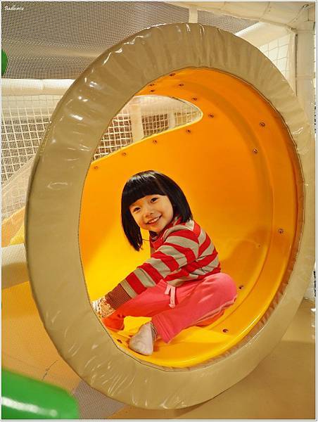 【食】【桃園】夢工場親子主題餐廳.質感佳,還把縮小版愛樂園搬進餐廳裡了! 【食】【桃園】夢工場親子主題餐廳.質感佳,還把縮小版愛樂園搬進餐廳裡了!