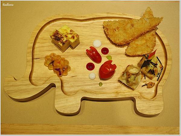 【食】【桃園】夢工場親子主題餐廳.質感佳,還把縮小版愛樂園搬進餐廳裡了! 【食】【桃園】夢工場親子主題餐廳.質感佳,還把縮小版愛樂園搬進餐廳裡了!