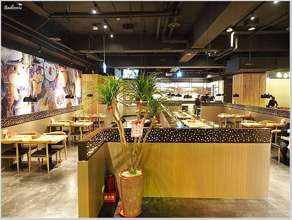 【食】【桃園】夢工場親子主題餐廳.質感佳,還把縮小版愛樂園搬進餐廳裡了! 【食】【桃園】夢工場親子主題餐廳.質感佳,還把縮小版愛樂園搬進餐廳裡了!