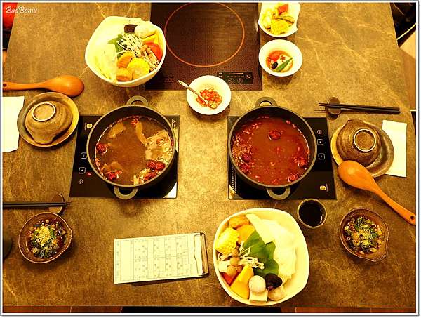 食 林口 養心殿精緻鍋物 食材精緻 美食與藝術合而為一的饗宴 壞波妞の旅行食踨 痞客邦 食 林口 養心殿精緻鍋物 食材精緻 美食與藝術合而為一的饗宴 壞波妞の旅行食踨 痞客邦