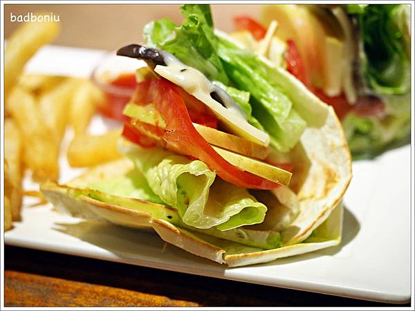 【食】【台北】阿瑪非 coffee.北投捷運站對面的義大利餐廳,餐點不錯,不說還吃不出來是蔬食餐廳! 【食】【台北】阿瑪非 coffee.北投捷運站對面的義大利餐廳,餐點不錯,不說還吃不出來是蔬食餐廳!