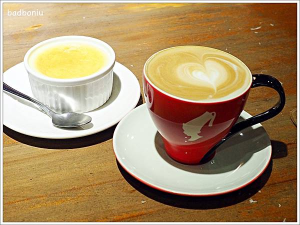 【食】【台北】阿瑪非 coffee.北投捷運站對面的義大利餐廳,餐點不錯,不說還吃不出來是蔬食餐廳! 【食】【台北】阿瑪非 coffee.北投捷運站對面的義大利餐廳,餐點不錯,不說還吃不出來是蔬食餐廳!