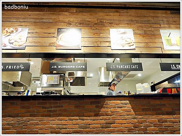 【食】【新北】林口 J.S. FOODIES TOKYO.在台灣就能吃到日本來的「奇蹟的舒芙蕾鬆餅」! 【食】【新北】林口 J.S. FOODIES TOKYO.在台灣就能吃到日本來的「奇蹟的舒芙蕾鬆餅」!