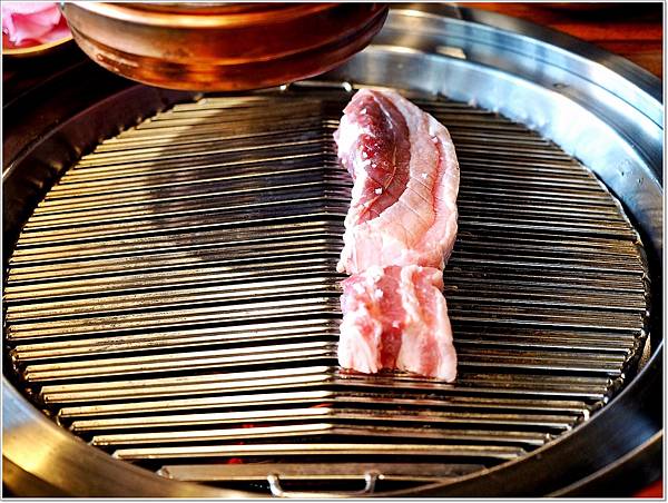 【食】【台北】正宗韓國烤肉Meat Love 橡木炭直火烤肉 奢華上市-meat love