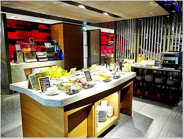 【食】【台北】北投雅樂軒 Nook 聚聚樂餐廳，燒烤海鮮拼盤BBQ x 戰斧牛排 x 自助吧 |竟然還有狗狗餐