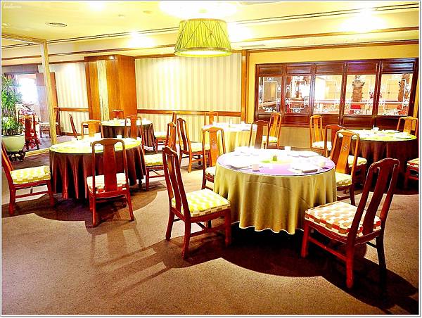 【食】【高雄】福華大飯店 江南春江浙菜 | 一品明爐脆皮烤鴨x超甜美酸白菜鍋,菜色道道精彩絕無冷場 【食】【高雄】福華大飯店 江南春江浙菜 | 一品明爐脆皮烤鴨x超甜美酸白菜鍋,菜色道道精彩絕無冷場