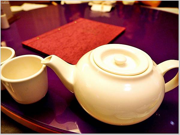 【食】【高雄】福華大飯店 江南春江浙菜 | 一品明爐脆皮烤鴨x超甜美酸白菜鍋,菜色道道精彩絕無冷場 【食】【高雄】福華大飯店 江南春江浙菜 | 一品明爐脆皮烤鴨x超甜美酸白菜鍋,菜色道道精彩絕無冷場