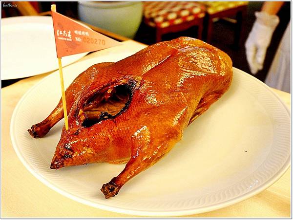 【食】【高雄】福華大飯店 江南春江浙菜 | 一品明爐脆皮烤鴨x超甜美酸白菜鍋,菜色道道精彩絕無冷場 【食】【高雄】福華大飯店 江南春江浙菜 | 一品明爐脆皮烤鴨x超甜美酸白菜鍋,菜色道道精彩絕無冷場