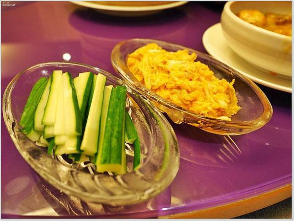 【食】【高雄】福華大飯店 江南春江浙菜 | 一品明爐脆皮烤鴨x超甜美酸白菜鍋,菜色道道精彩絕無冷場 【食】【高雄】福華大飯店 江南春江浙菜 | 一品明爐脆皮烤鴨x超甜美酸白菜鍋,菜色道道精彩絕無冷場