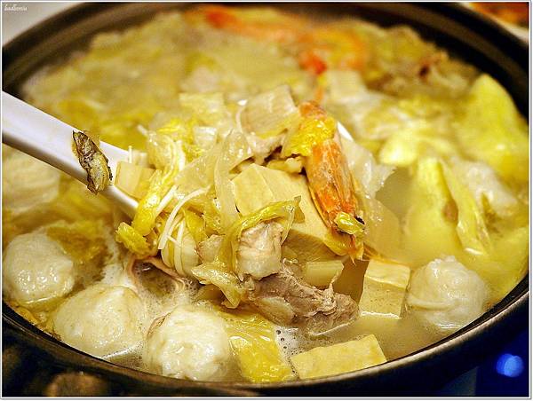 【食】【高雄】福華大飯店 江南春江浙菜 | 一品明爐脆皮烤鴨x超甜美酸白菜鍋,菜色道道精彩絕無冷場 【食】【高雄】福華大飯店 江南春江浙菜 | 一品明爐脆皮烤鴨x超甜美酸白菜鍋,菜色道道精彩絕無冷場