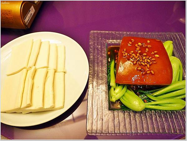 【食】【高雄】福華大飯店 江南春江浙菜 | 一品明爐脆皮烤鴨x超甜美酸白菜鍋,菜色道道精彩絕無冷場 【食】【高雄】福華大飯店 江南春江浙菜 | 一品明爐脆皮烤鴨x超甜美酸白菜鍋,菜色道道精彩絕無冷場