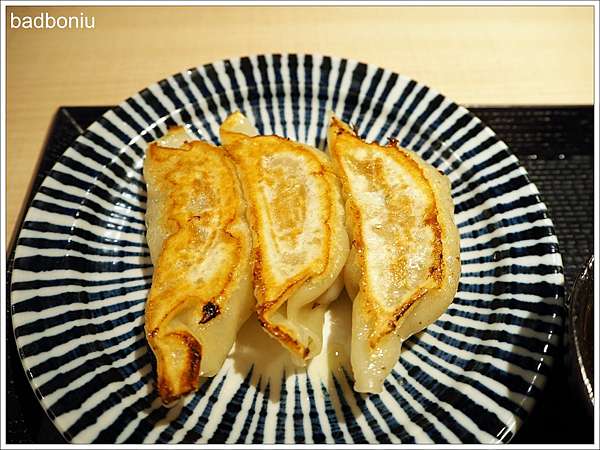 食】【高雄】餃子の王將台灣（漢神巨蛋店）．台灣也能吃到日本連鎖煎餃 