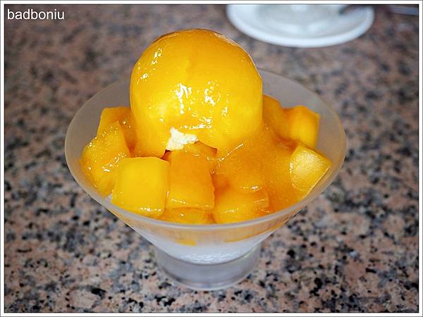 【食】【高雄】百樂冰淇淋.在地人推薦從小吃到大的冰淇淋店 【食】【高雄】百樂冰淇淋.在地人推薦從小吃到大的冰淇淋店