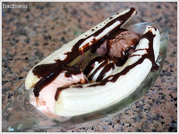 【食】【高雄】百樂冰淇淋.在地人推薦從小吃到大的冰淇淋店 【食】【高雄】百樂冰淇淋.在地人推薦從小吃到大的冰淇淋店