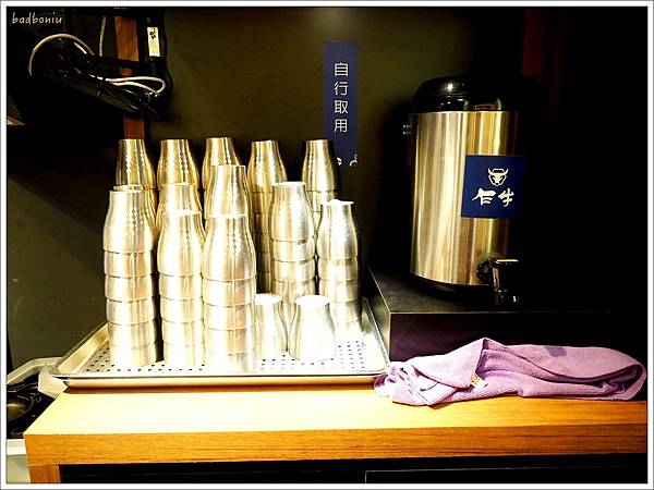 【食】【台北】乍牛 - 全台第一炸牛排專賣店,王品排隊品牌再現 【食】【台北】乍牛 - 全台第一炸牛排專賣店,王品排隊品牌再現