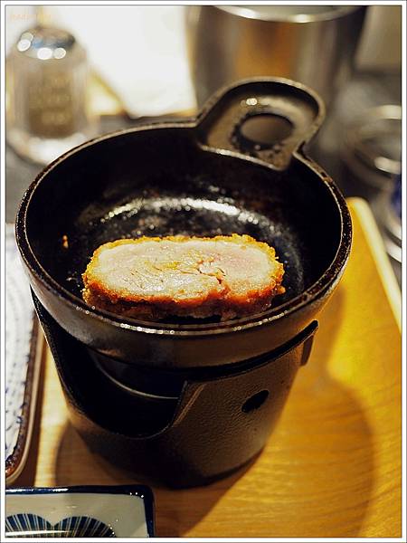 【食】【台北】乍牛 - 全台第一炸牛排專賣店,王品排隊品牌再現 【食】【台北】乍牛 - 全台第一炸牛排專賣店,王品排隊品牌再現