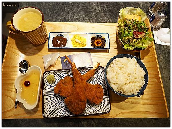 【食】【台北】乍牛 - 全台第一炸牛排專賣店,王品排隊品牌再現 【食】【台北】乍牛 - 全台第一炸牛排專賣店,王品排隊品牌再現