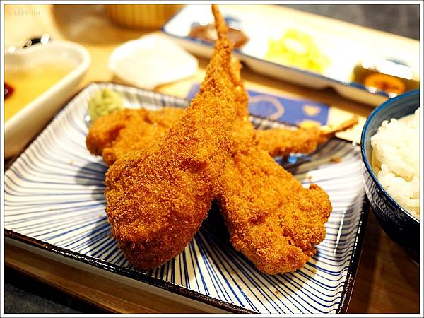 【食】【台北】乍牛 - 全台第一炸牛排專賣店,王品排隊品牌再現 【食】【台北】乍牛 - 全台第一炸牛排專賣店,王品排隊品牌再現