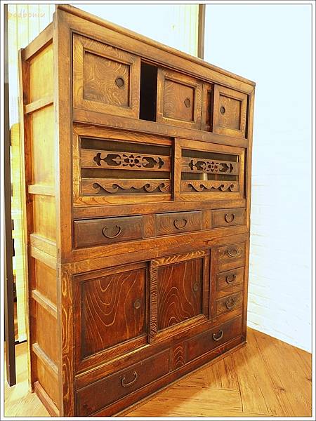 【食】【台中】瞞著爹台中精誠丼飯 - 台中限定款日式海鮮丼飯,軟絲好好食~ 【食】【台中】瞞著爹台中精誠丼飯 - 台中限定款日式海鮮丼飯,軟絲好好食~