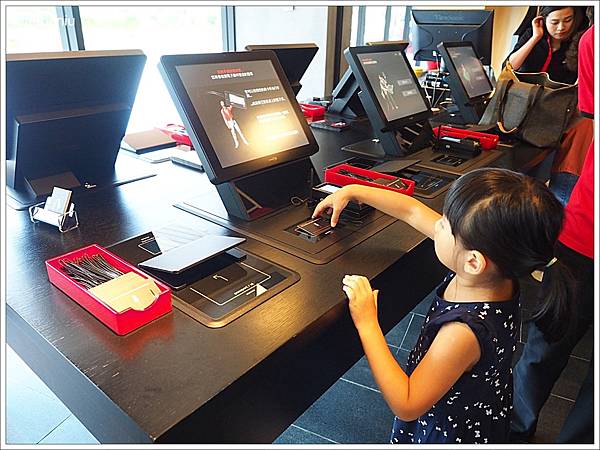 batch_38.jpg batch_38.jpg