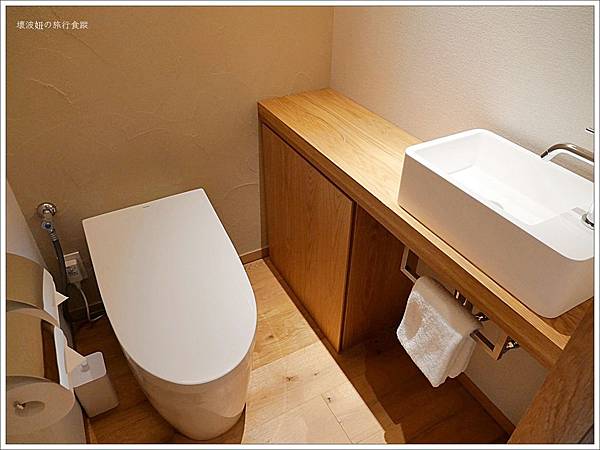 東京住宿 Muji Hotel Ginza 19 4 4開幕 銀座 有樂町站走路三分鐘 1 6樓的muji旗鑑店逛到爽 全木質的無印風房間是無印迷的天堂 12歲以下不佔床無料 壞波妞の旅行食踨 東京住宿 Muji Hotel Ginza 19 4 4開幕 銀座 有樂町站走路三分鐘 1 6樓的muji旗鑑店逛到爽 全木質的無印風房間是無印迷的天堂 12歲以下不佔床無料 壞波妞の旅行食踨