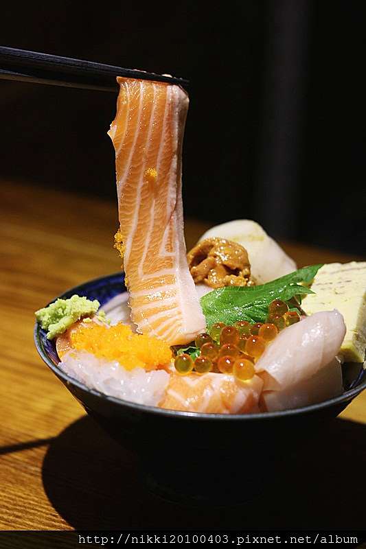 台北市民大道日式居酒屋大黑居酒食堂深夜食堂宵夜可以吃到海鮮丼飯 妮妮女王的美食旅遊親子後花園 痞客邦