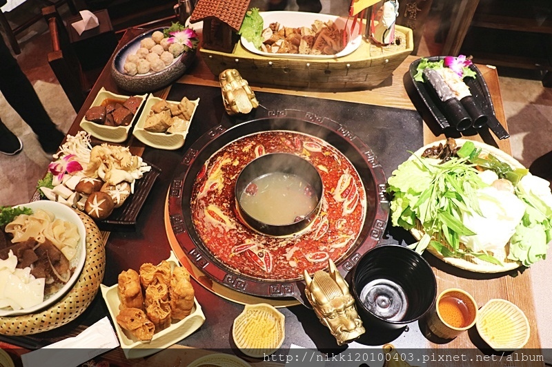 台北麻辣火鍋推薦 50間高CP麻辣火鍋 單點 吃到飽一次滿足 蔡記隆府 (33).JPG