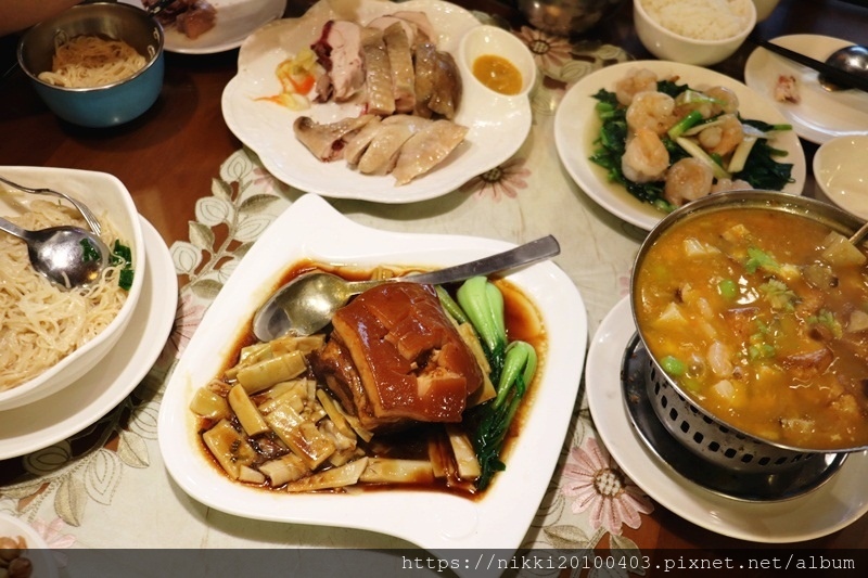 新家圓客家川菜小館