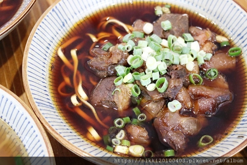 東館牛肉麵 (37).JPG