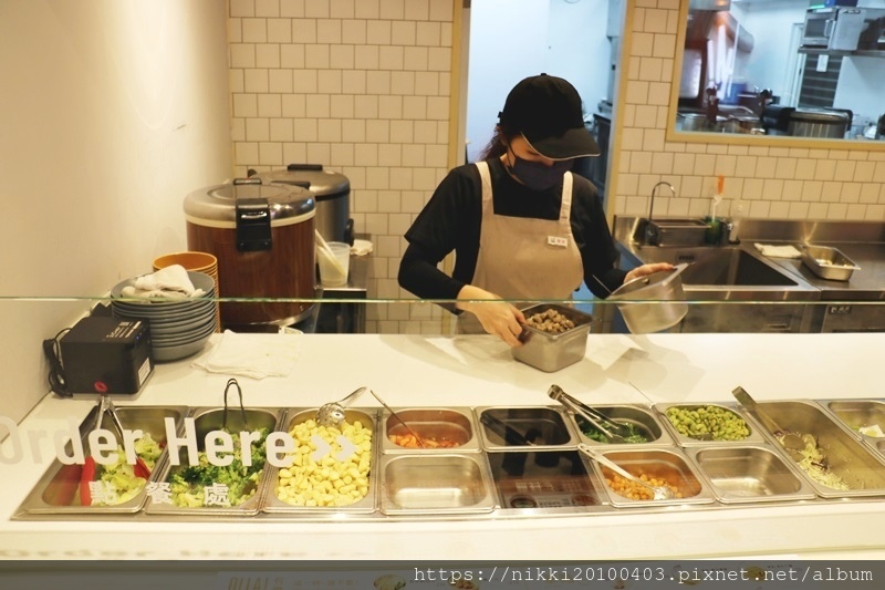 Olla 有樂健康餐盒 信義區輕食推薦國父紀念館美食上班族餐盒推薦 妮妮女王的美食旅遊親子後花園 痞客邦