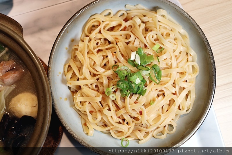 緒食一鍋小麻辣 (26).JPG