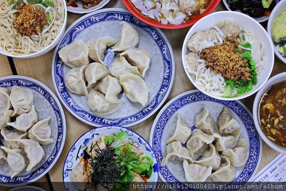 花蓮秝秝飽滿手工水餃富國總店 (28).JPG