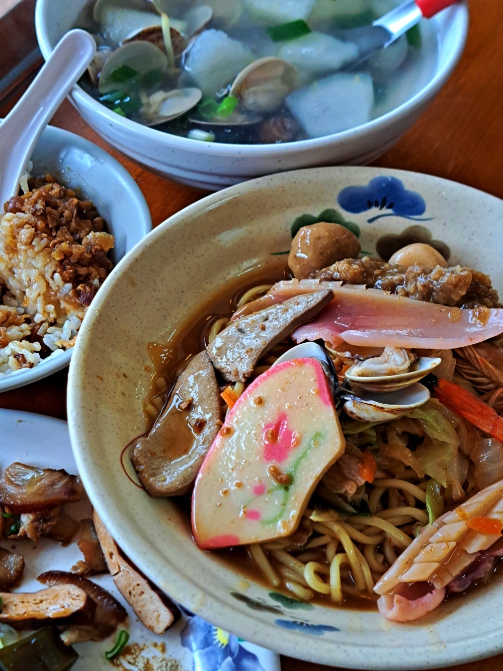 花蓮佳興小吃店 新城必吃人氣美食 高CP值的海鮮炒麵