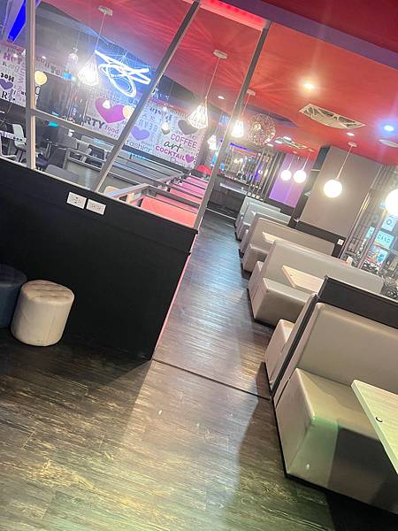 女人知己試用大隊,口碑行銷,部落客行銷,Party創作美食茶房,永和餐廳,親子餐廳,商務聚會,生日聚會,學生聚會,過年聚會,跨年聚會,包廂區,吸菸區,可包場,可投影,免費WIFI,每桌都有提供電源插座.USB插座,調酒,特調飲品,有提供桌遊,營業到凌晨3點,美食探索.歡樂聚會.盡在party,大台北最寬敞時尚的暢飲店,99元流行飲品無限暢飲一天,299元花式調酒無限暢飲一天,全國獨一無二 流行飲品+花式調酒同步暢飲,1000元消費卷享半年份無限暢飲,1800元消費卷享一年份無限暢飲,【Party行動辦公室包月方案】：1個月2999元(每日10：00-晚上11：00  /   流行茶飲無限暢飲+75元內茶點1份   /  可享套餐.茶點9折優惠)