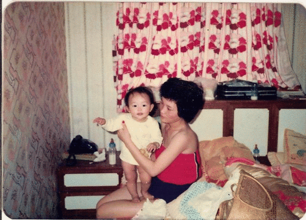 mom mom