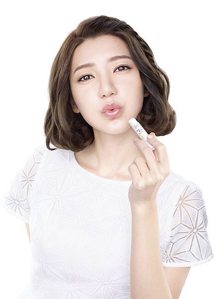 2015.-10-保濕專科-郭雪芙新形象視覺圖01.jpg 2015.-10-保濕專科-郭雪芙新形象視覺圖01.jpg