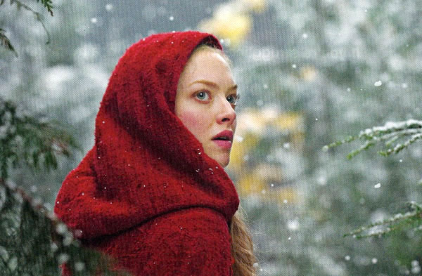 amanda-seyfried-red-ridinghood-11.jpg