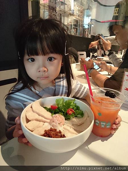 DSC_2173.JPG DSC_2173.JPG